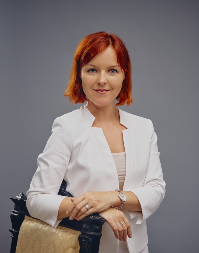 Ines Rostohar Dežman